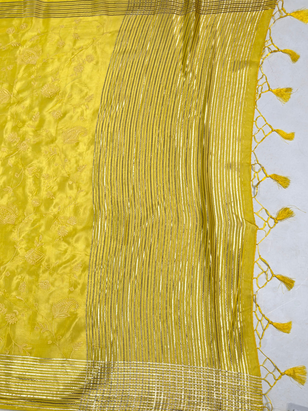 MIMOSA Yellow Saree Saree — pallu and zari work detail