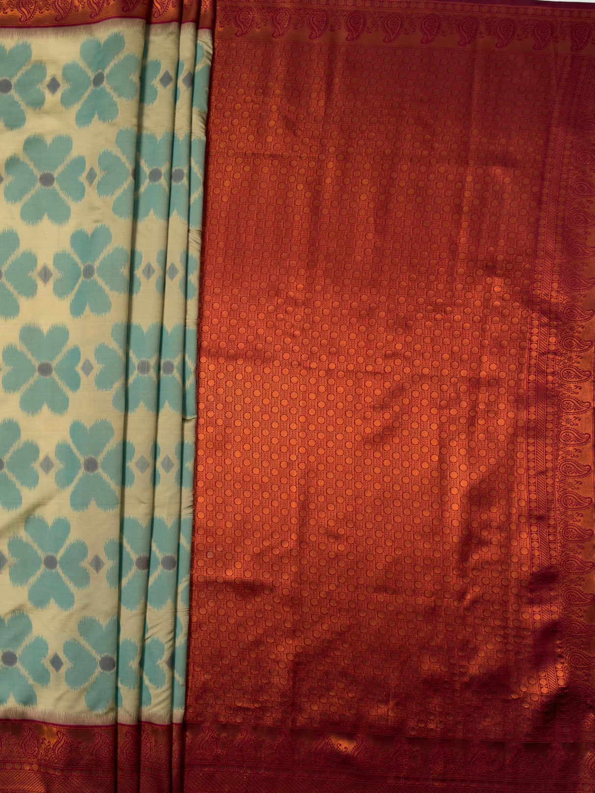 MIMOSA Chiku Saree Saree — pallu and zari work detail