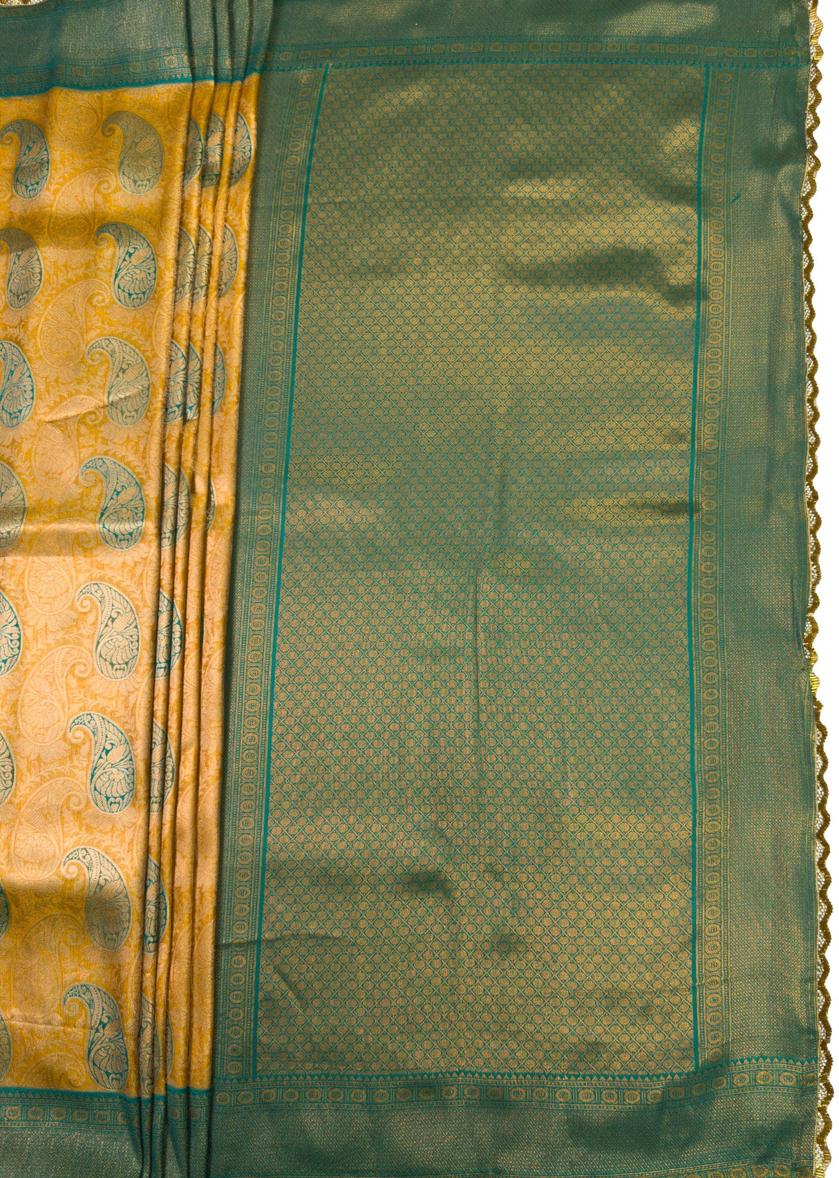 MIMOSA Gold Kanjivaram Art Silk Saree β pallu and zari work detail