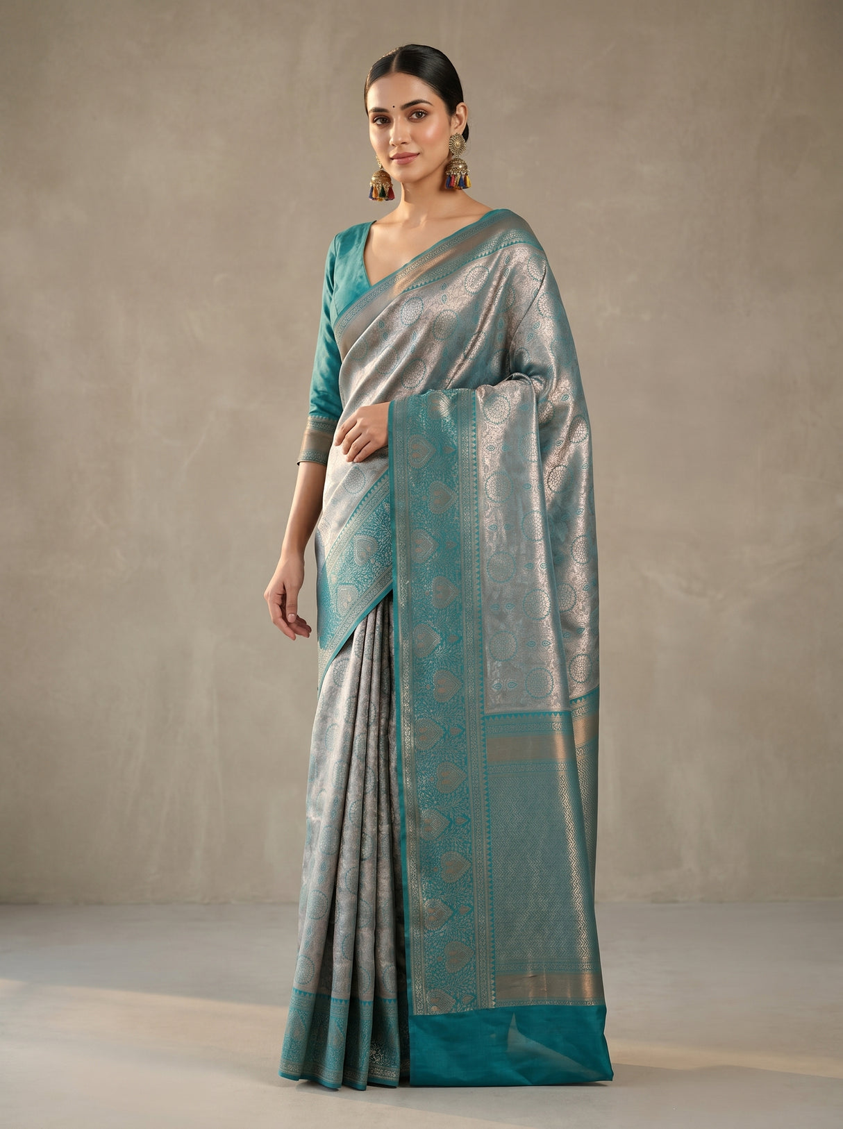 MIMOSA Saffire Kanjivaram Art Silk Saree β pose 4 styling detail