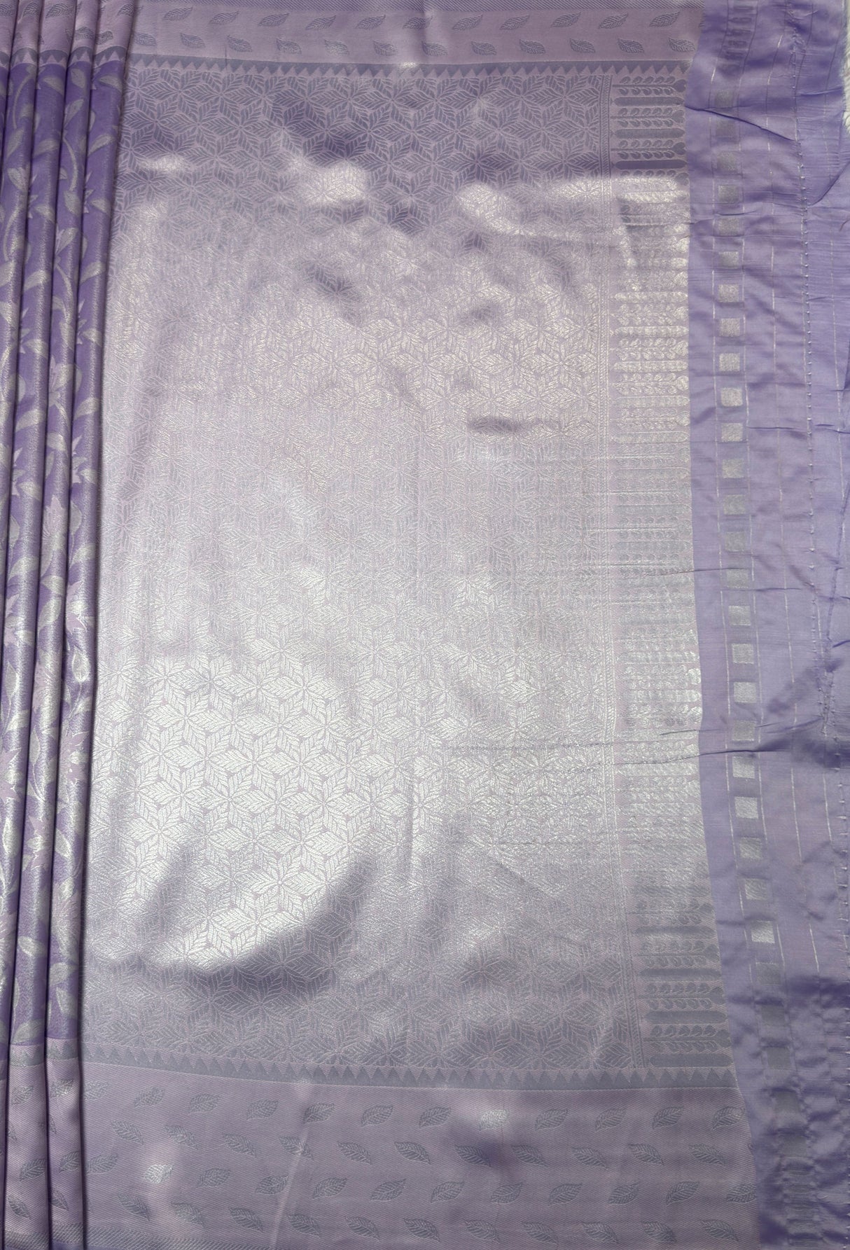 MIMOSA Violet Kanjivaram Art Silk Saree β pallu and zari work detail