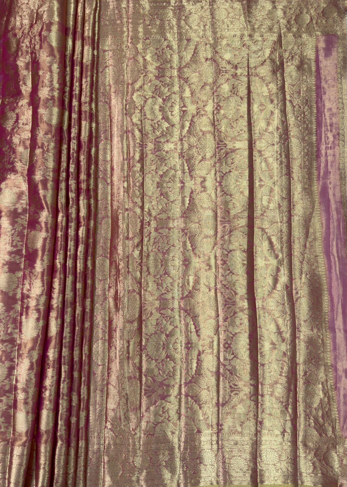 MIMOSA Gajari Kanjivaram Art Silk Saree β pallu and zari work detail