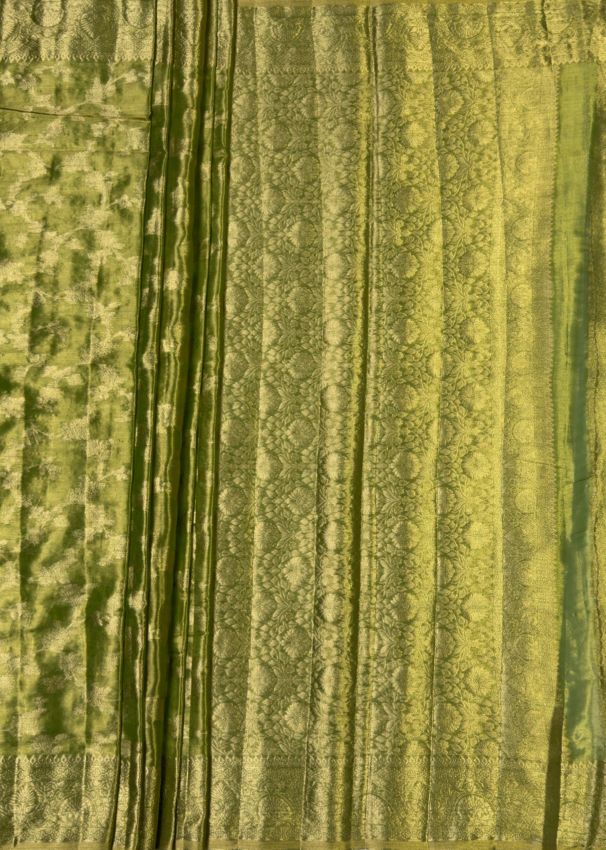 MIMOSA Olive Kanjivaram Art Silk Saree β pallu and zari work detail