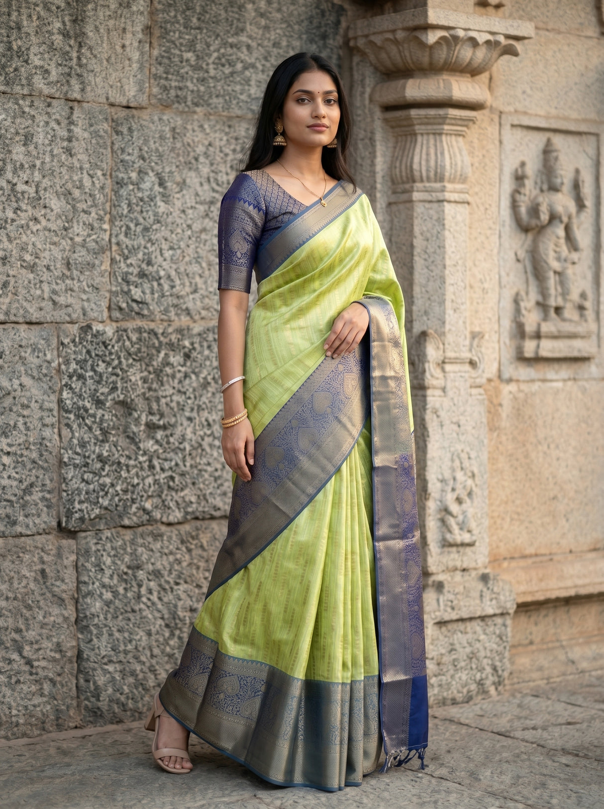 MIMOSA Saree Saree — pose 5 styling detail