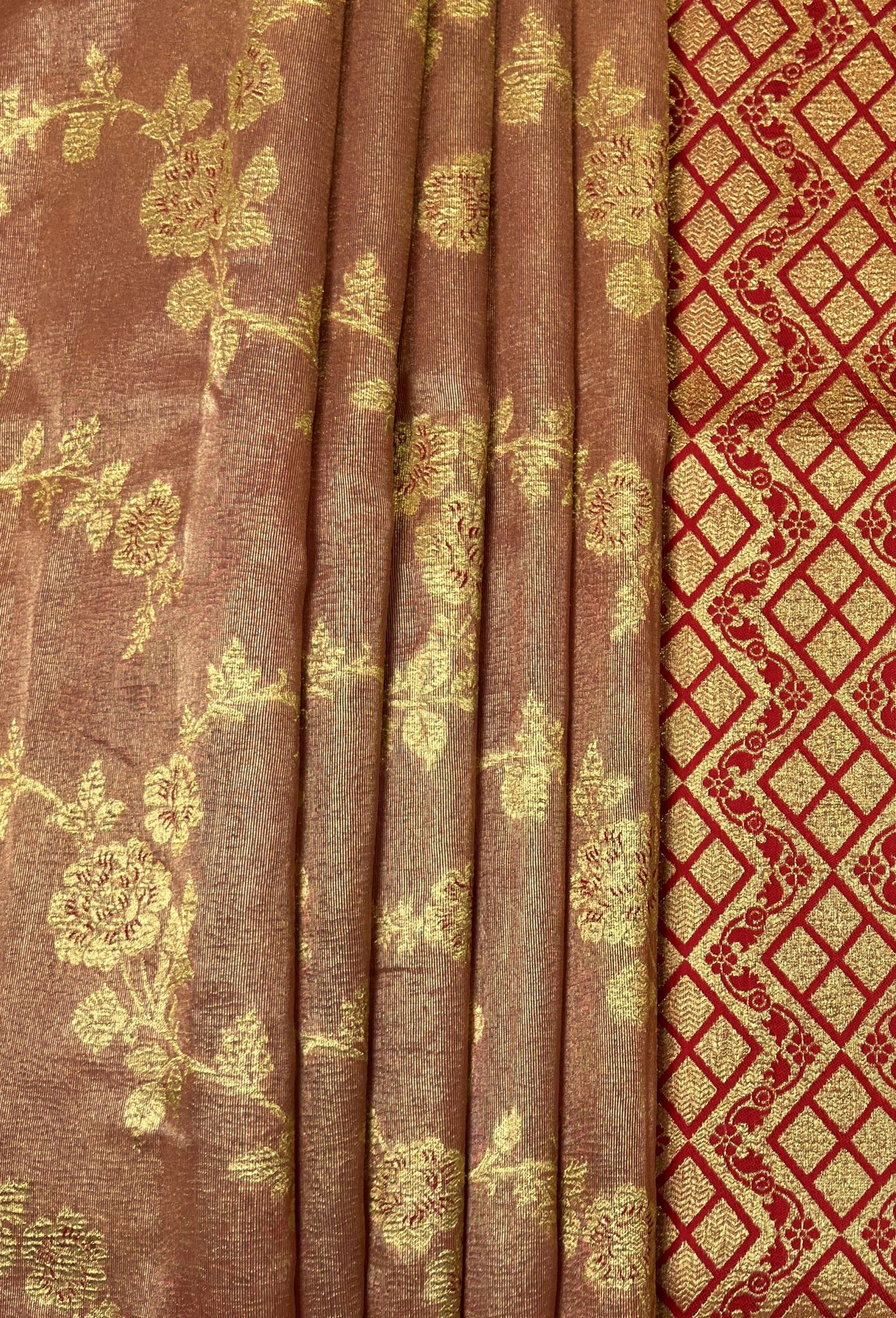 MIMOSA Maroon Banarasi Art Silk Saree - detailed view of pallu and border design