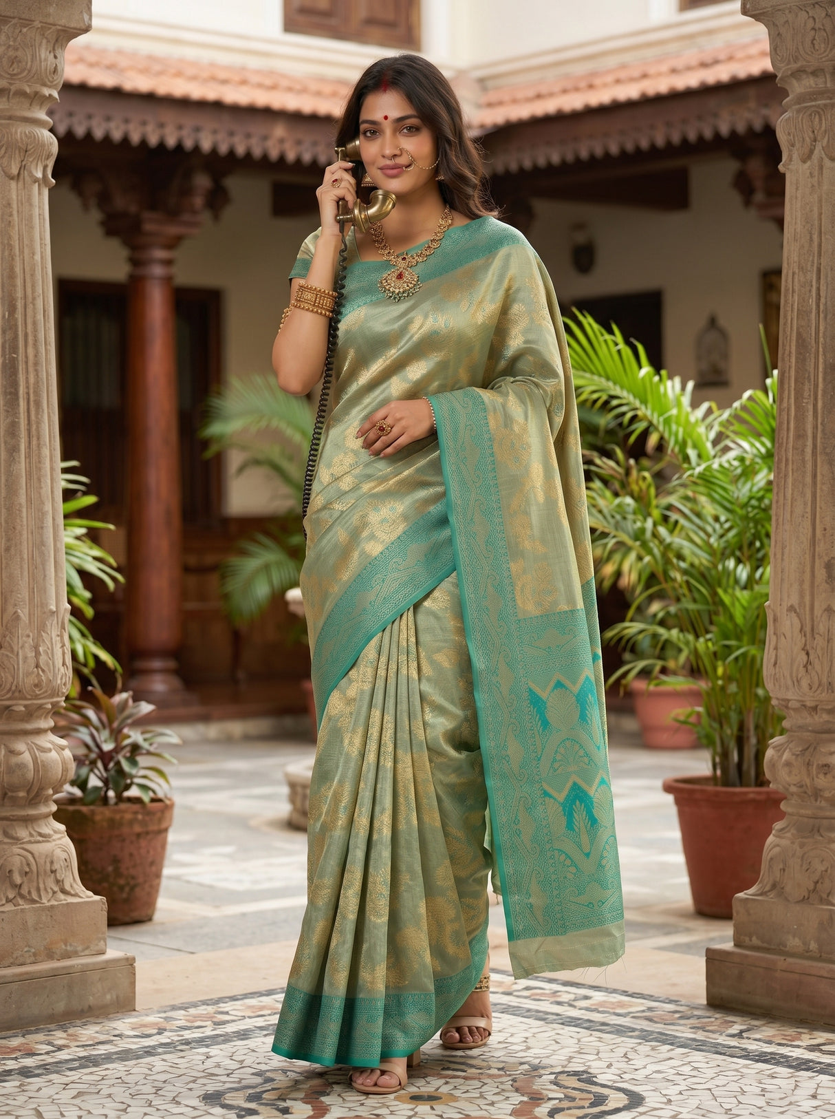 MIMOSA Saree Saree — pose 6 styling detail