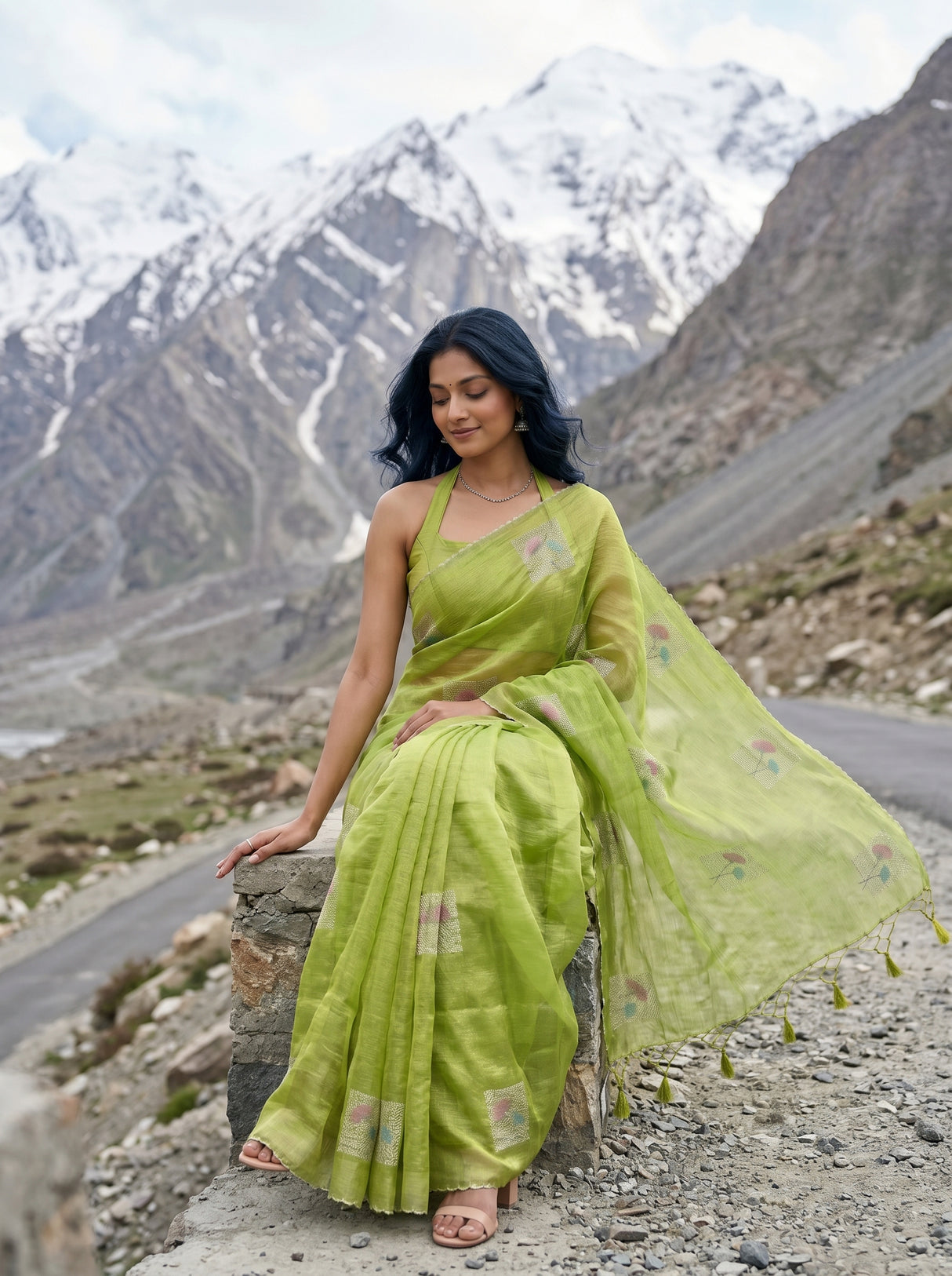 MIMOSA Saree Saree — pose 8 styling detail