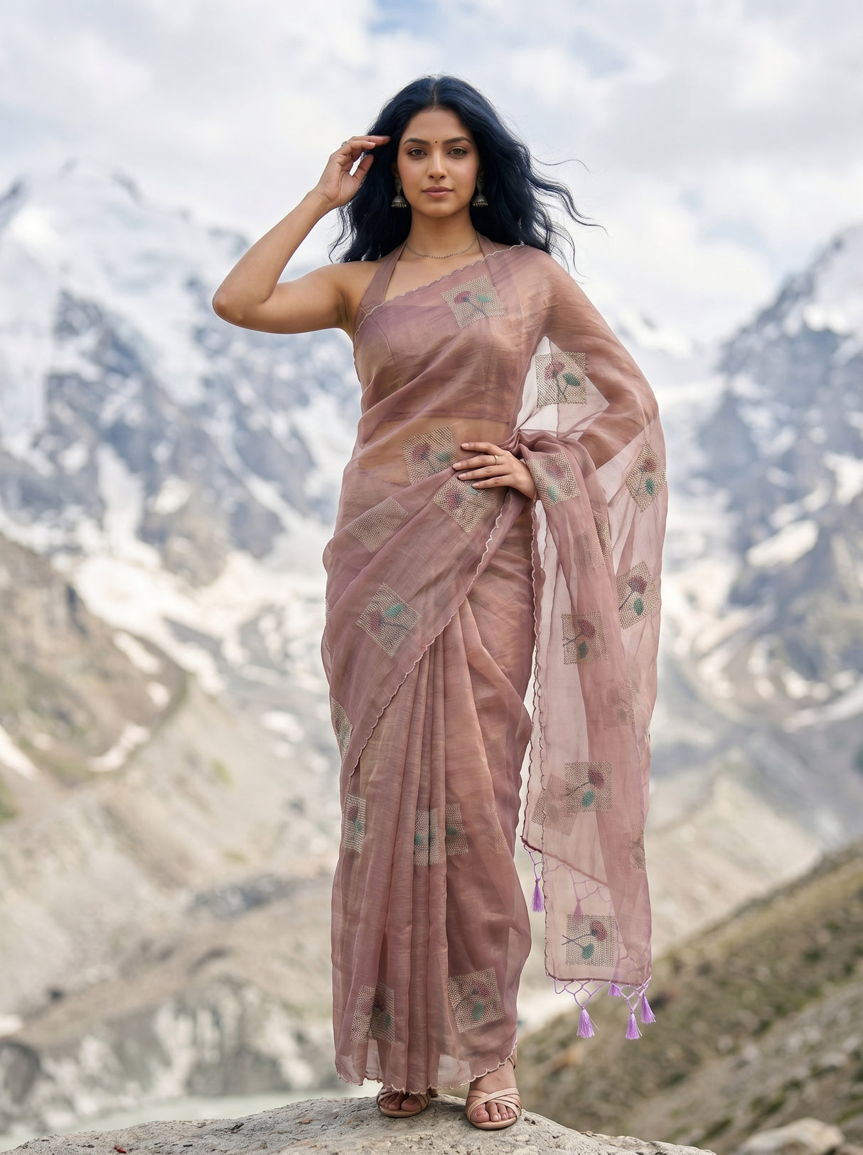 MIMOSA Saree Saree — pose 4 styling detail