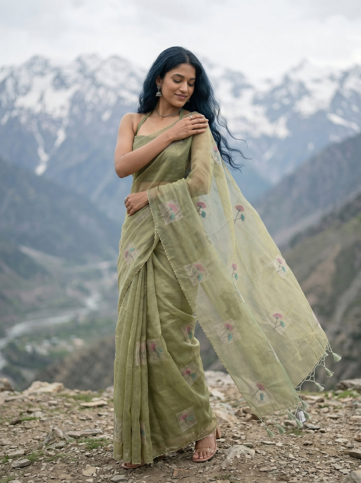 MIMOSA Saree Saree — pose 9 styling detail