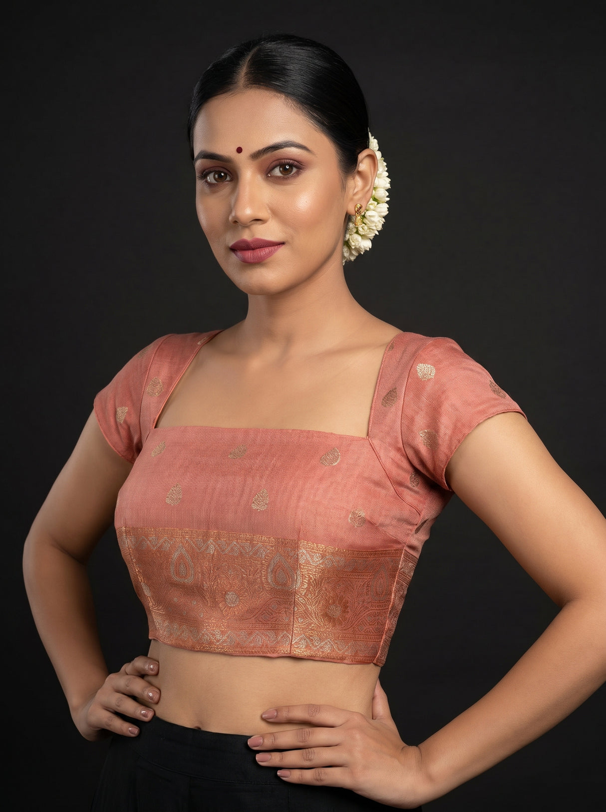 MIMOSA Peach Banarasi Art Silk Saree β blouse close-up