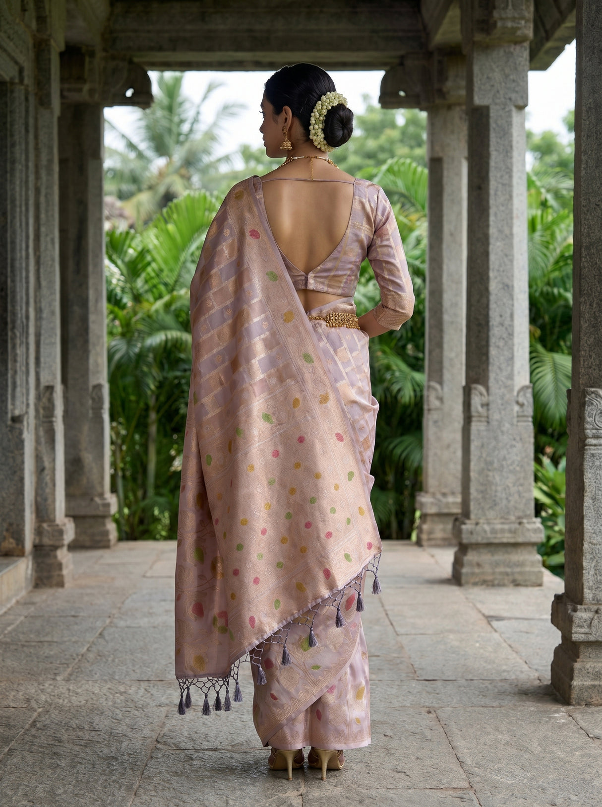 MIMOSA Lavender Banarasi Art Silk Saree β Close-up of the border and hand pose