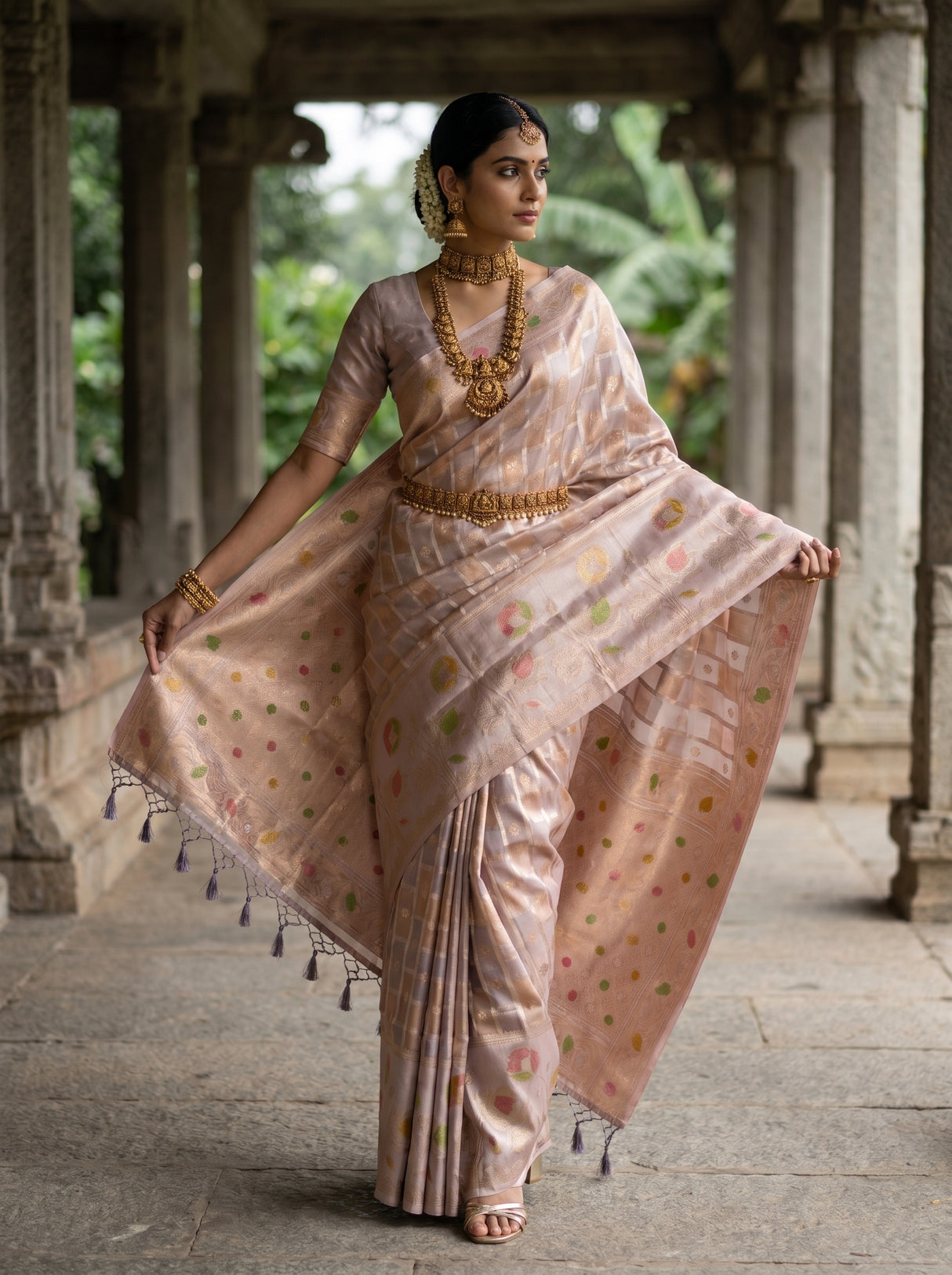 MIMOSA Lavender Banarasi Art Silk Saree β Arm and bangle detail