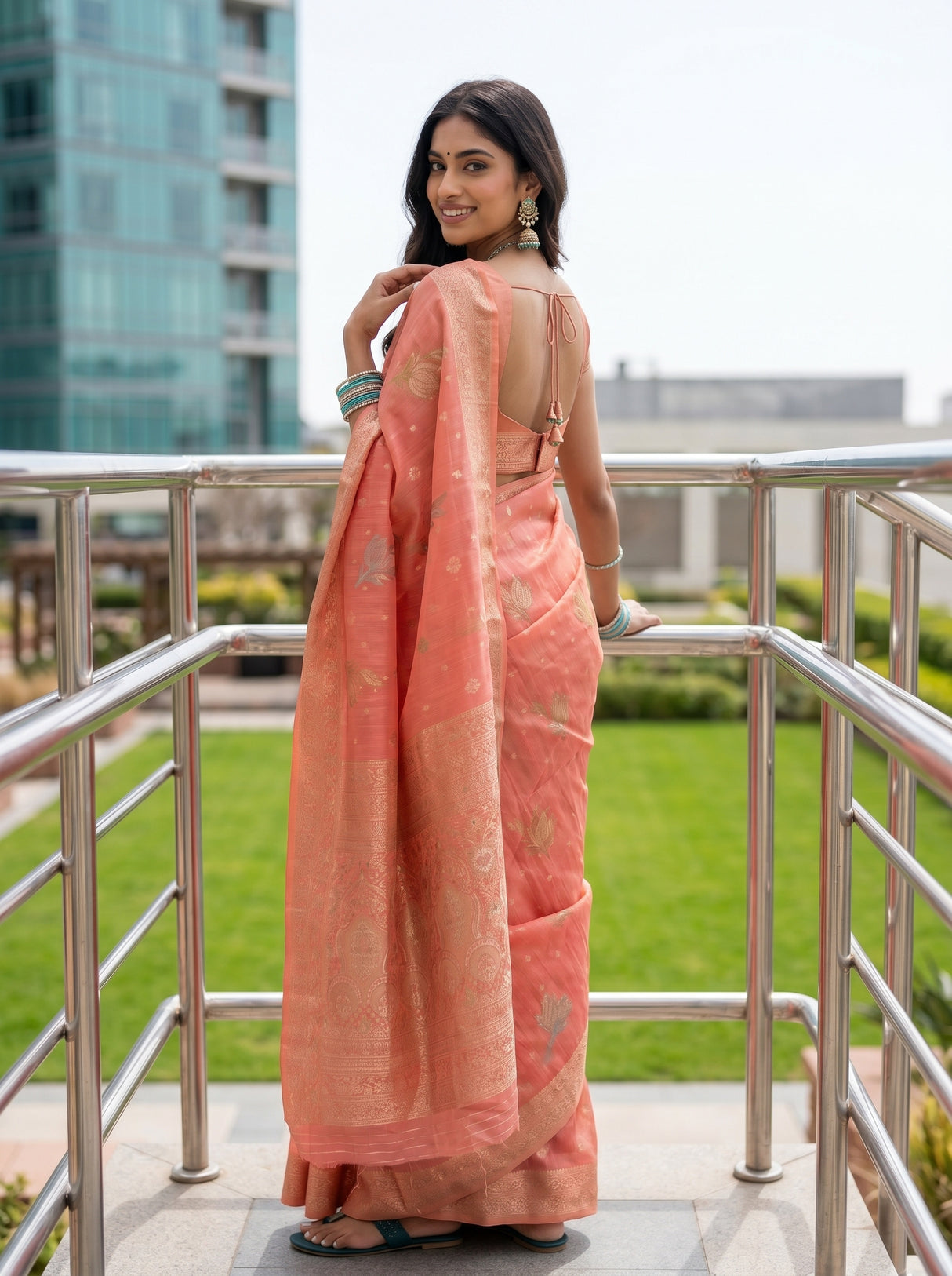 MIMOSA Saree Saree — pose 7 styling detail