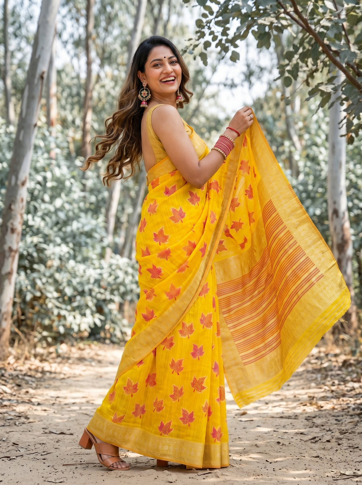 MIMOSA Saree Saree — pose 5 styling detail