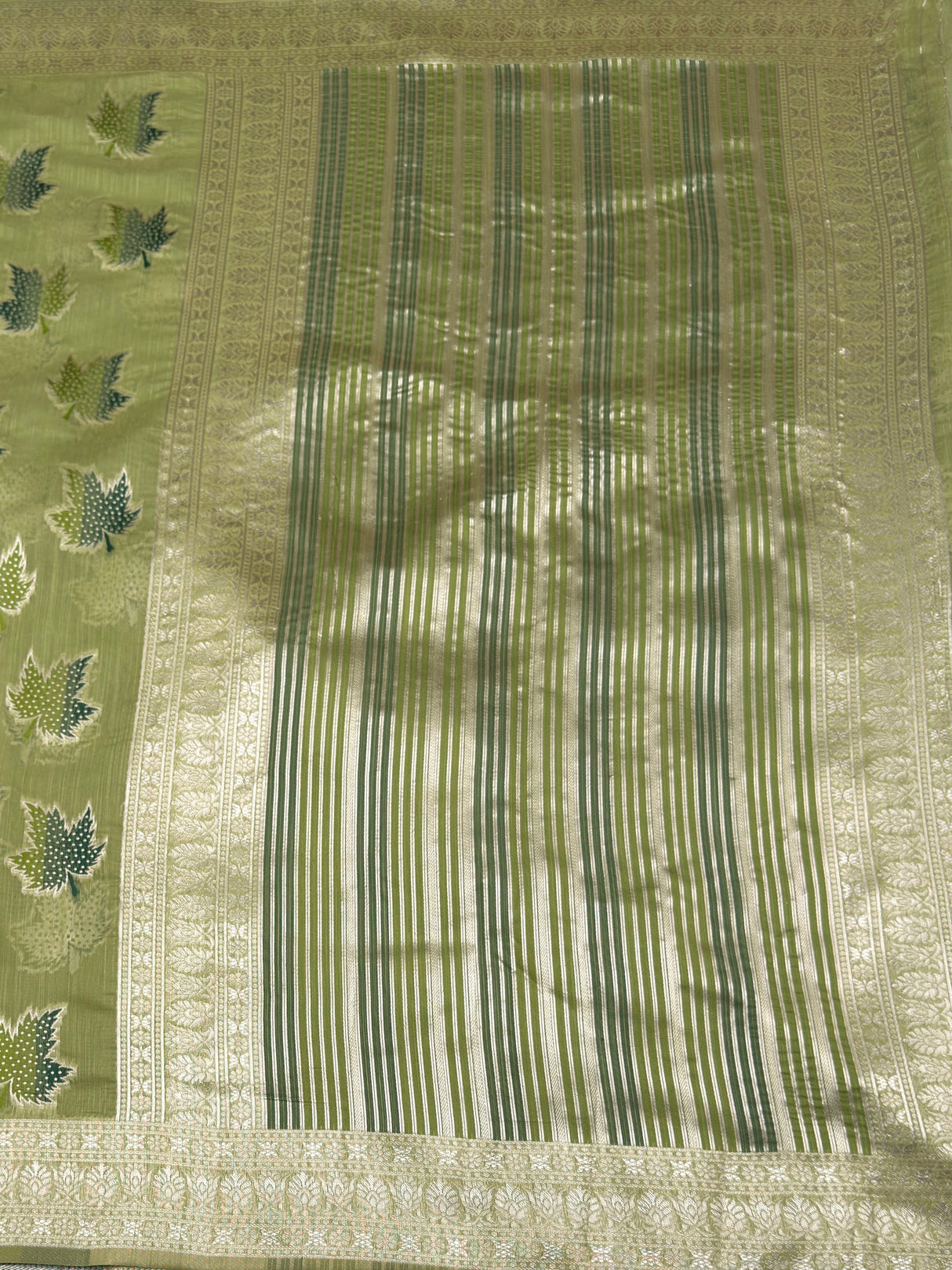 MIMOSA Saree Saree — pallu and zari work detail
