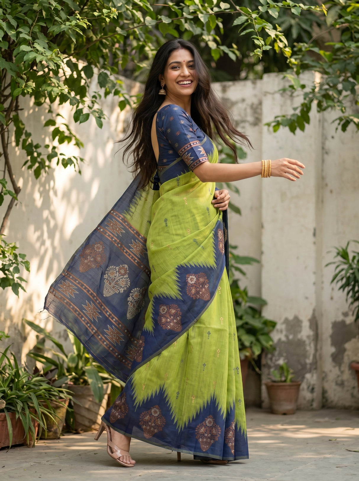 MIMOSA Saree Saree — pose 9 styling detail
