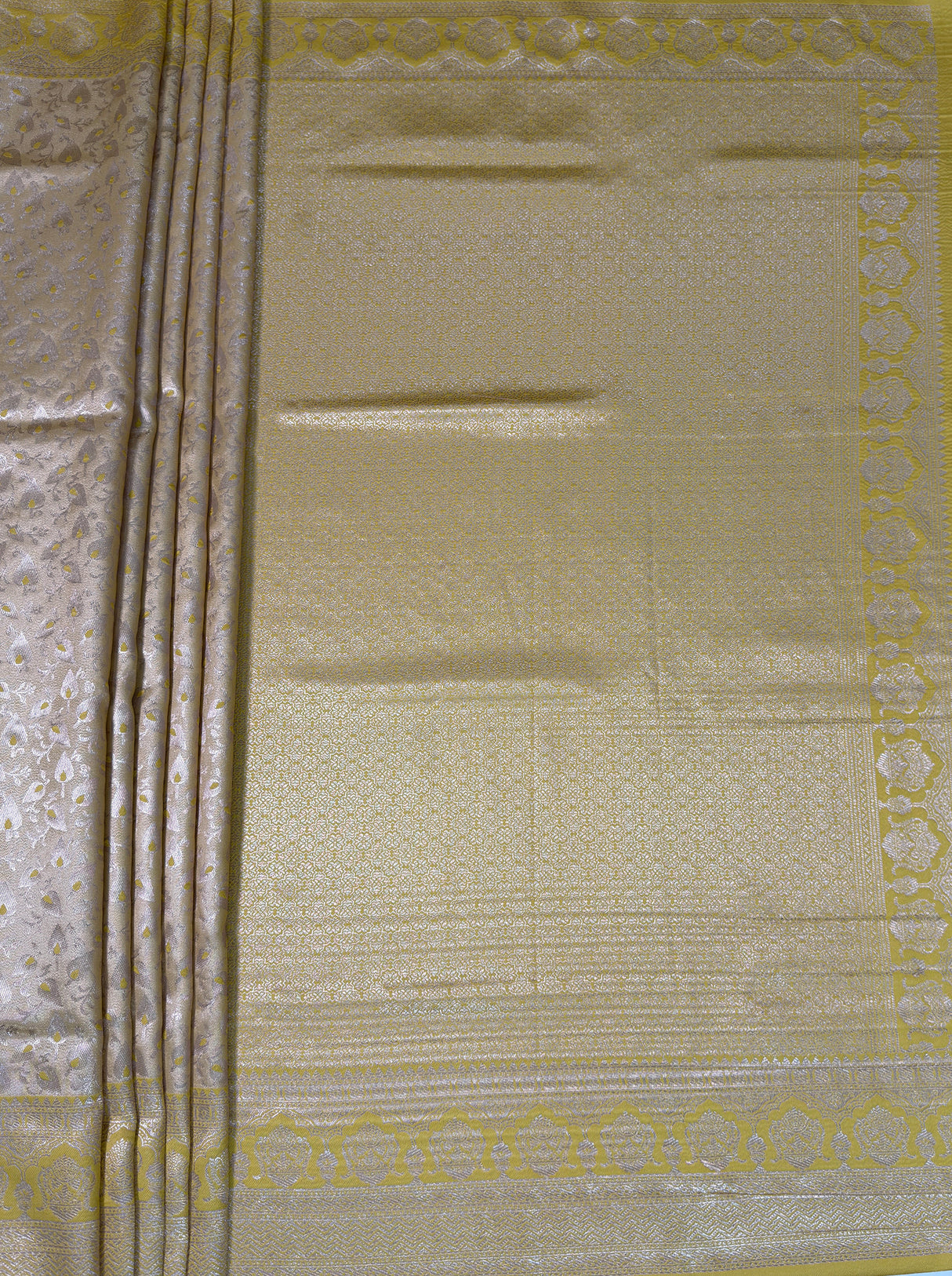 MIMOSA Mustard Kanjivaram Art Silk Saree β pallu and zari work detail