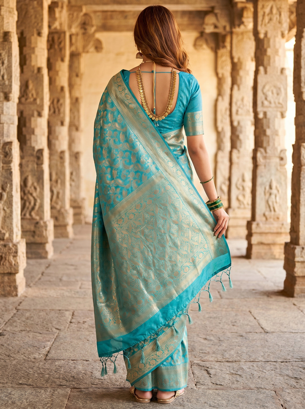 MIMOSA Ananda Saree Saree — pose 2 styling detail