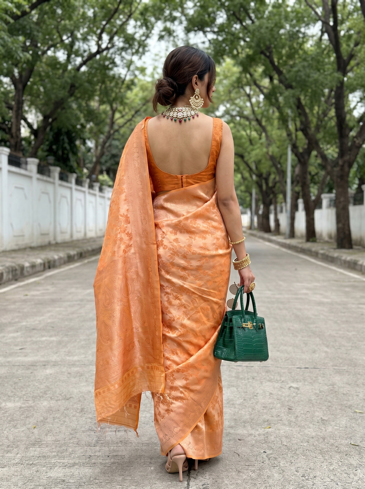 MIMOSA Saree Saree β pose 2 styling detail