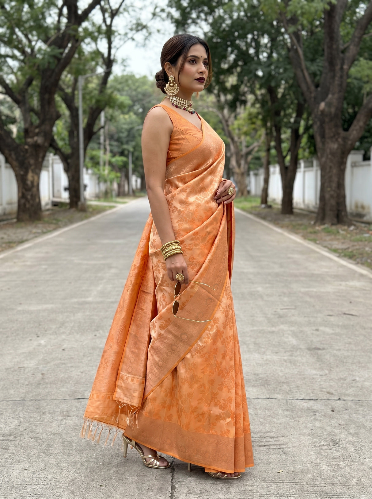 MIMOSA Saree Saree β pose 3 styling detail
