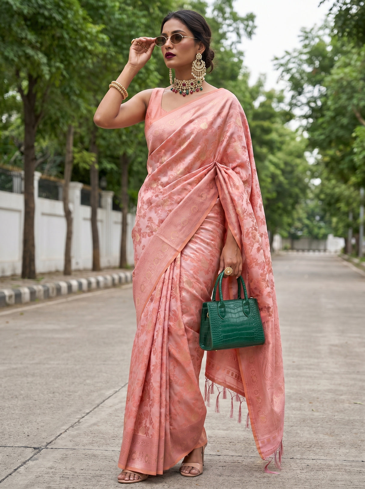 MIMOSA Saree Saree β pose 4 styling detail