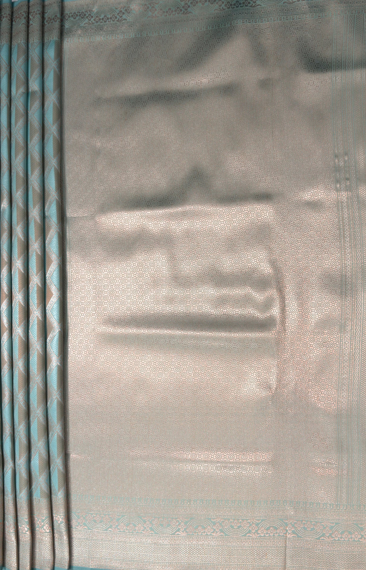 MIMOSA Ananda Kanjivaram Art Silk Saree — pallu and zari work detail