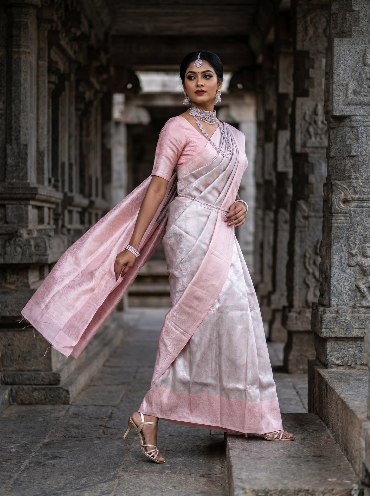 MIMOSA Grey Kanjivaram Art Silk Saree — Detail of Pallu Fabric