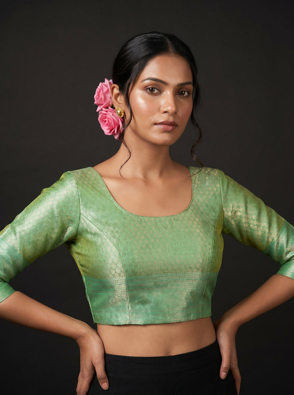 MIMOSA Olive Kanjivaram Art Silk Saree — Close-up of Pallu Weave