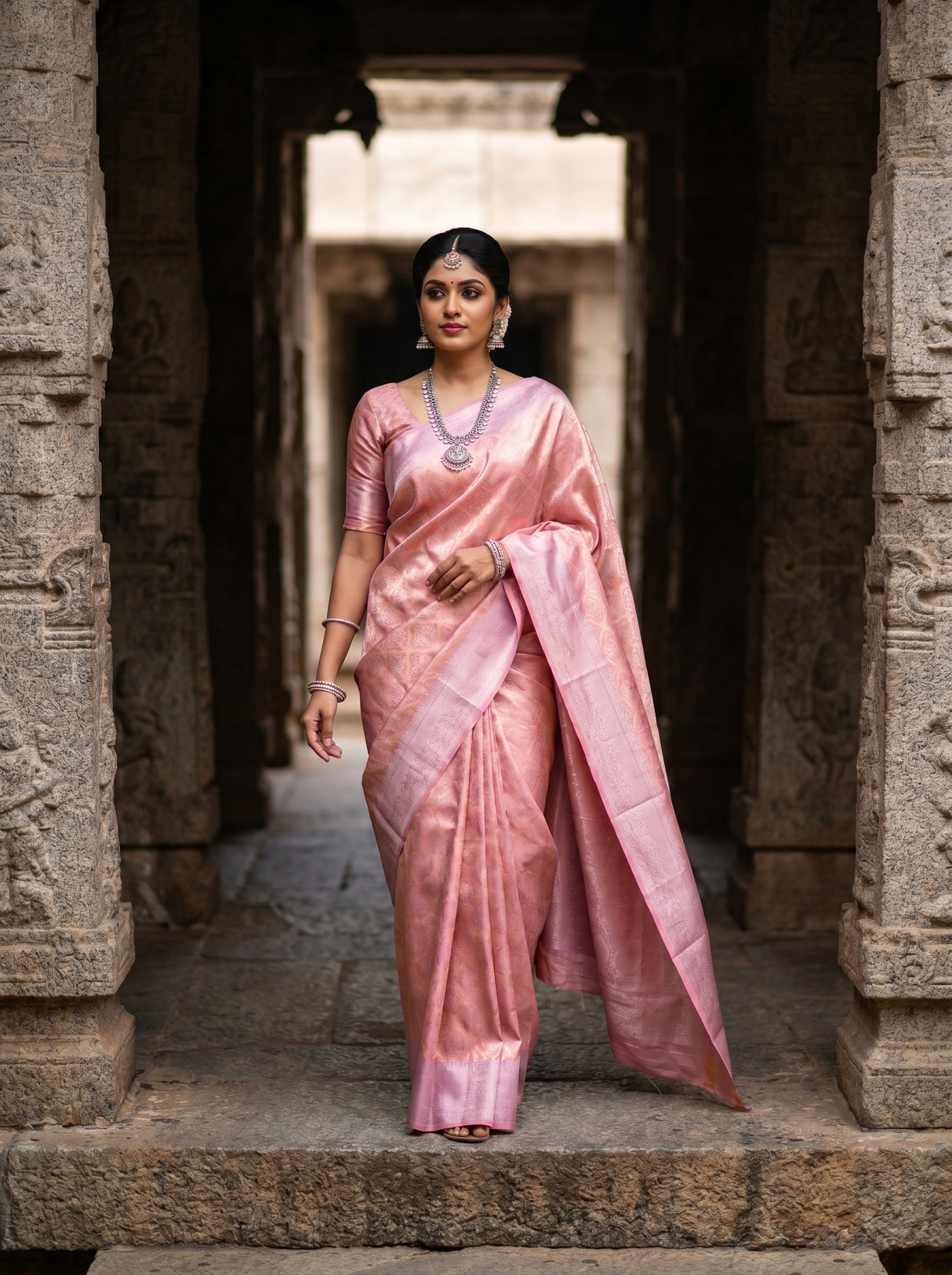 MIMOSA Pink Kanjivaram Art Silk Saree — Detail of Pallu Fabric