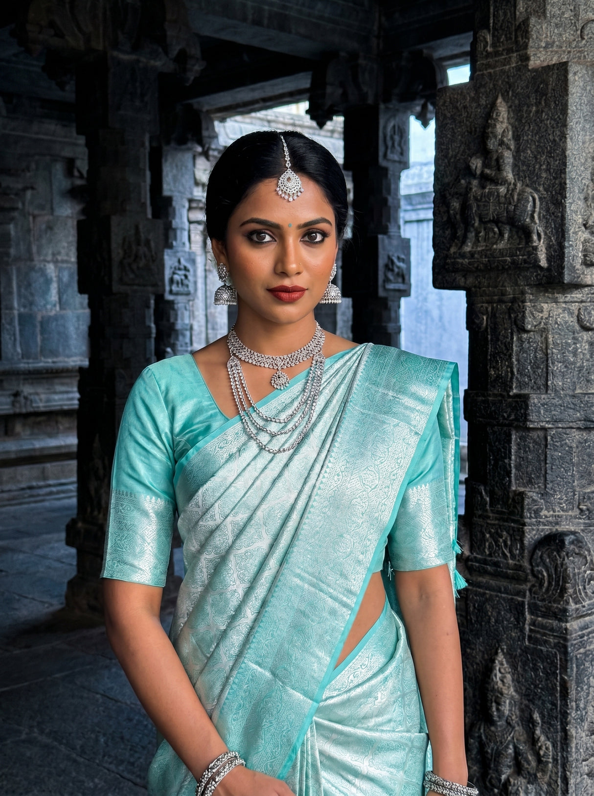 MIMOSA Rama Kanjivaram Art Silk Saree — Close-up of Pallu Weave