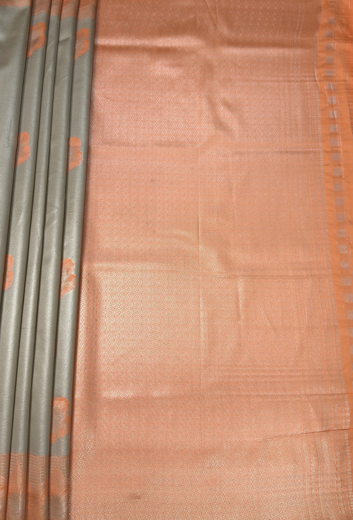 MIMOSA Saree Saree β pallu and zari work detail