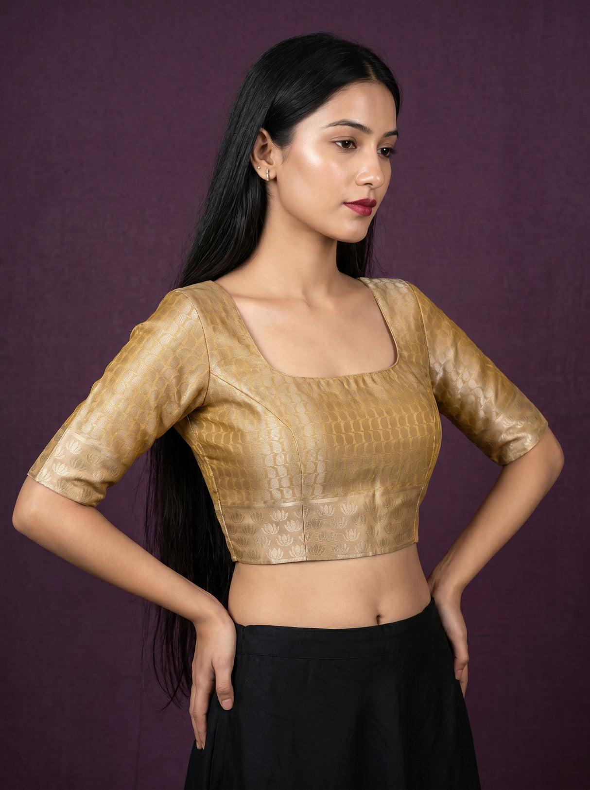 MIMOSA Olive Kanjivaram Art Silk Saree β detail of the saree pleats and border