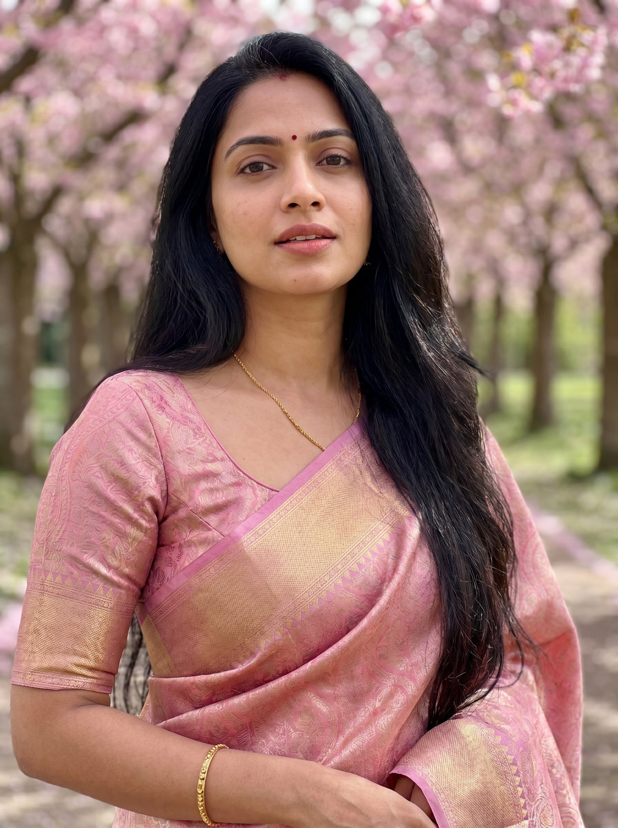MIMOSA Pink Kanjivaram Art Silk Saree β pose 10 styling detail