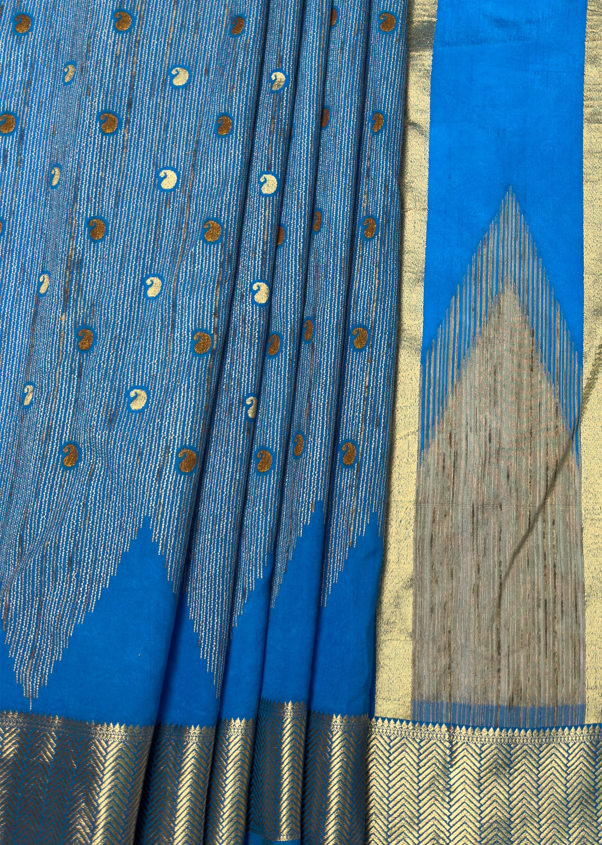 MIMOSA Ananda Banarasi Art Silk Saree β fleets shot full lifestyle
