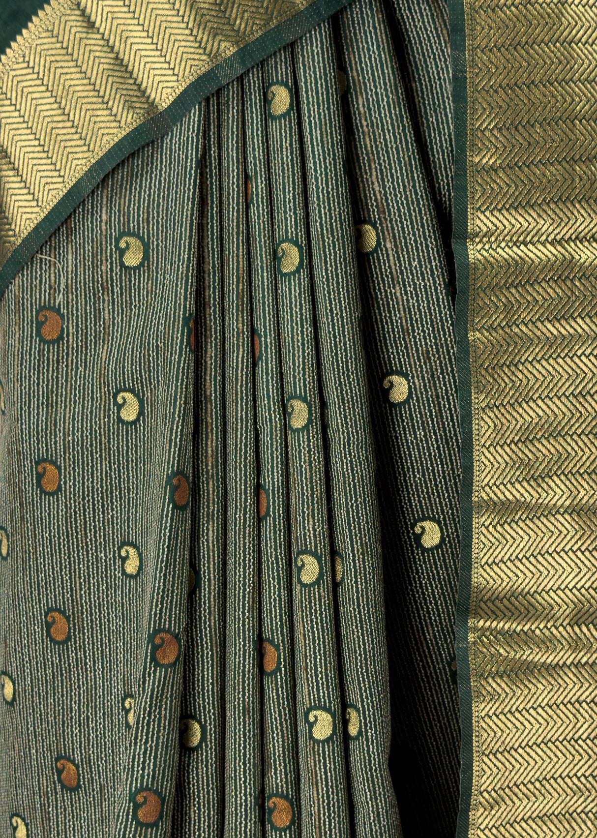 MIMOSA Green Banarasi Art Silk Saree β fleets shot full lifestyle
