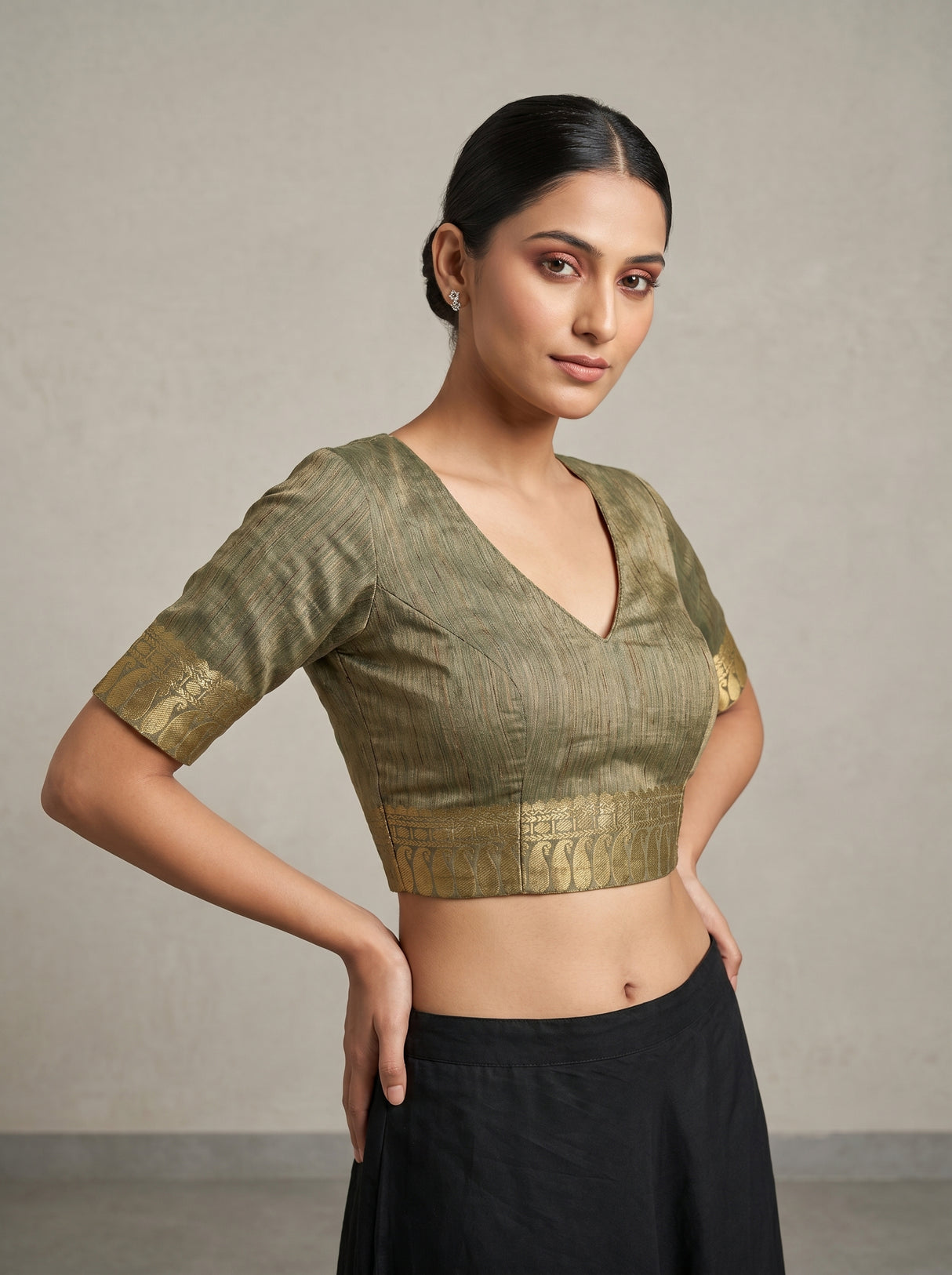 MIMOSA Green Banarasi Art Silk Saree β blouse close-up