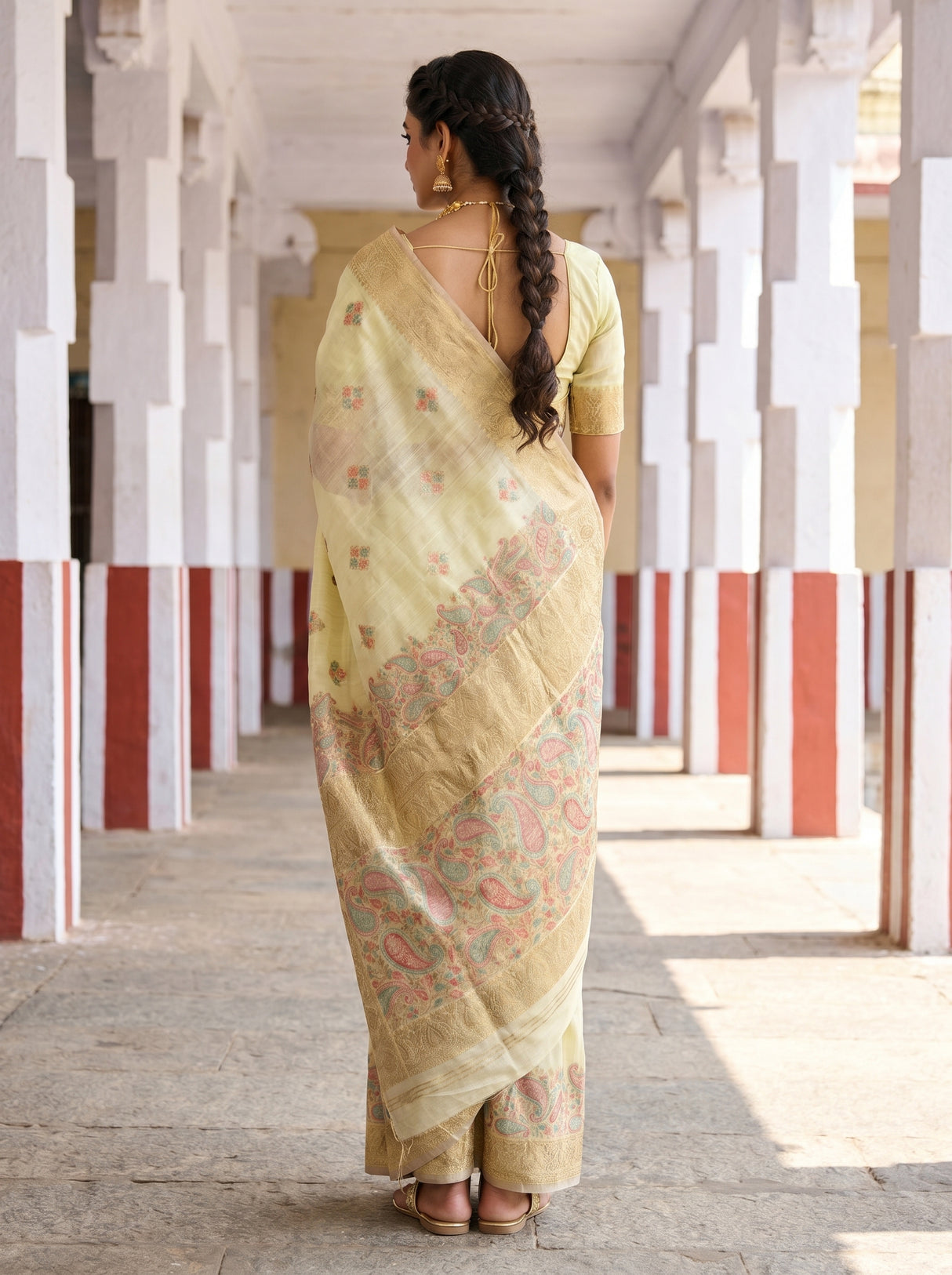 MIMOSA Pista Banarasi Linen Saree β Blouse fabric and border detail