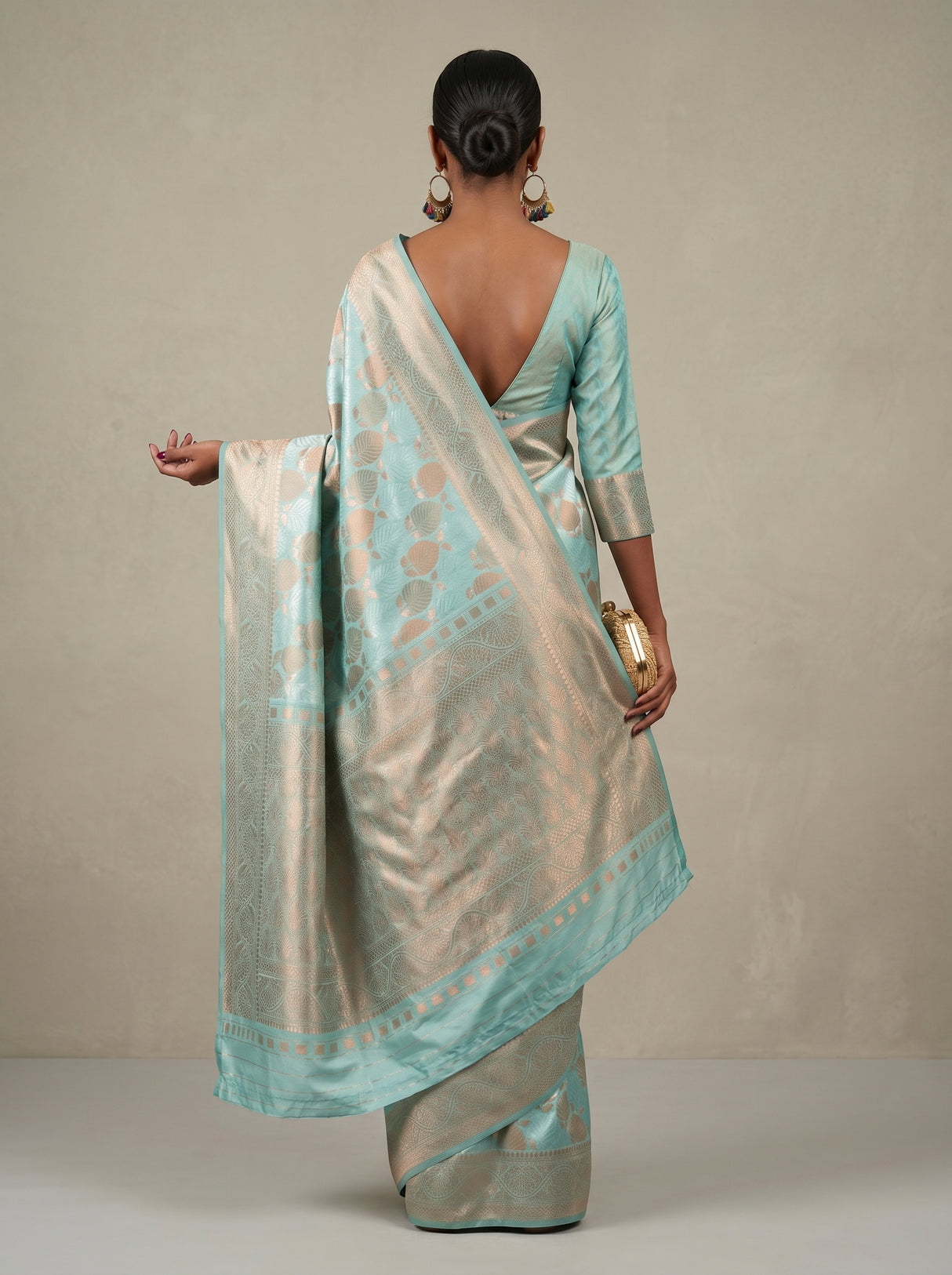MIMOSA Ananda Kanjivaram Art Silk Saree β Close Up of Body and Clutch Bag