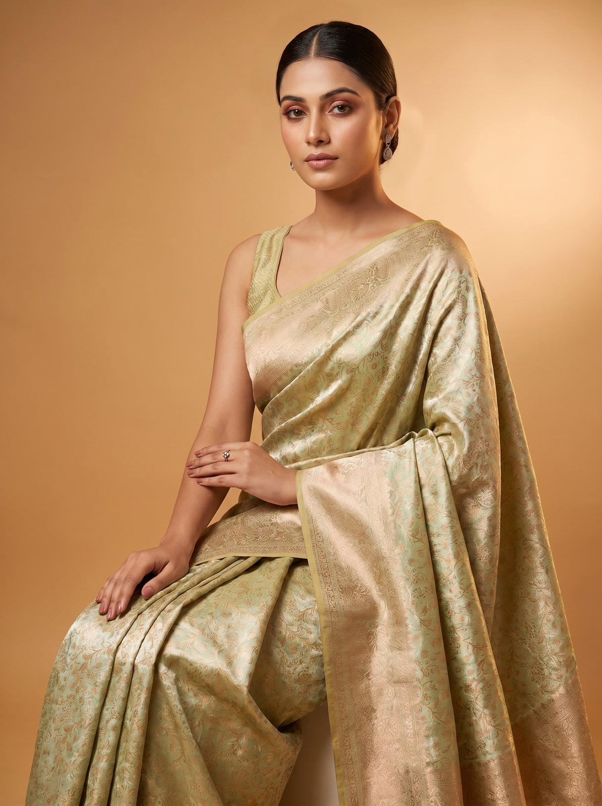 MIMOSA Olive Kanjivaram Art Silk Saree β pose 8 styling detail