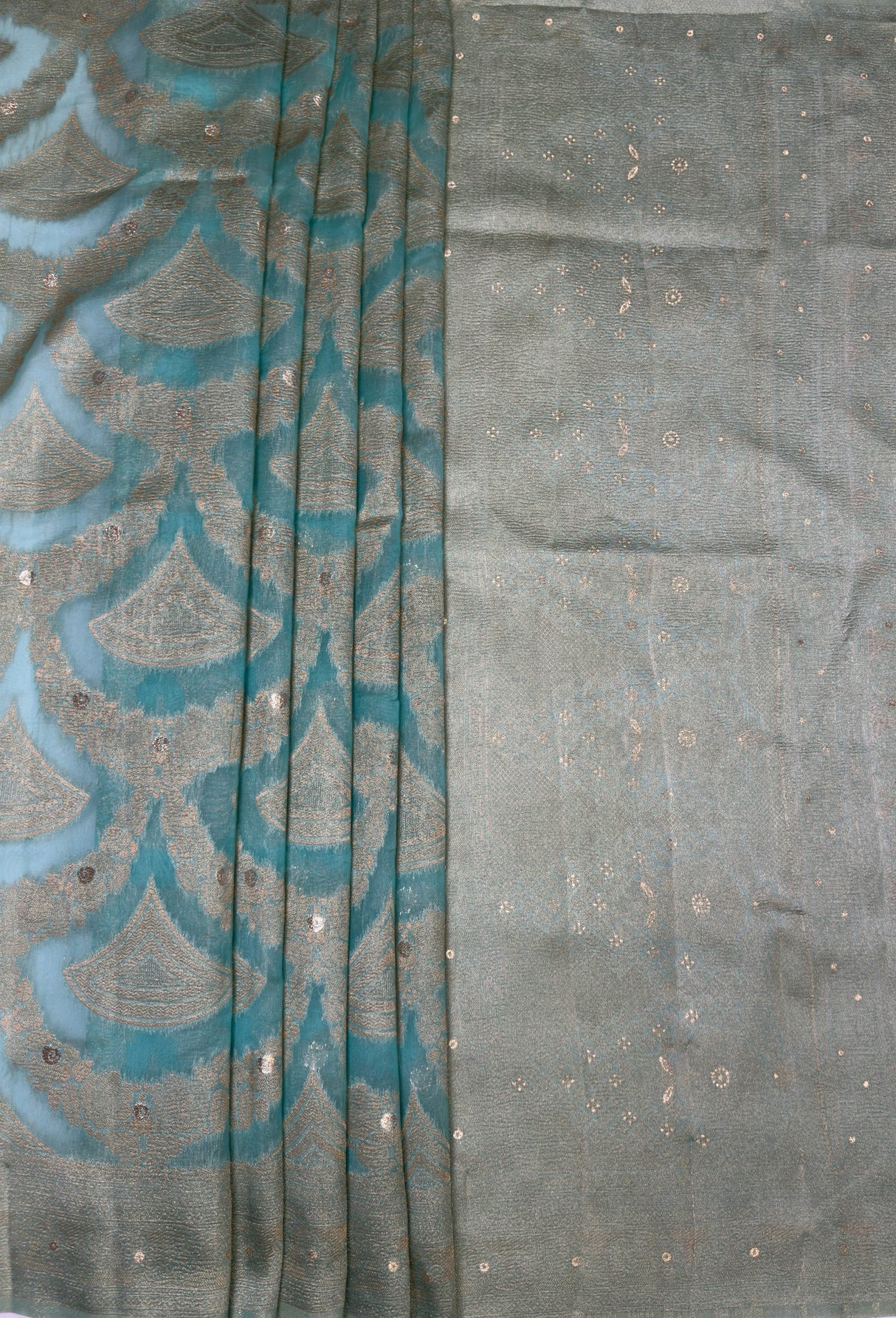 MIMOSA Rama Banarasi Art Silk Saree β pallu and zari work detail