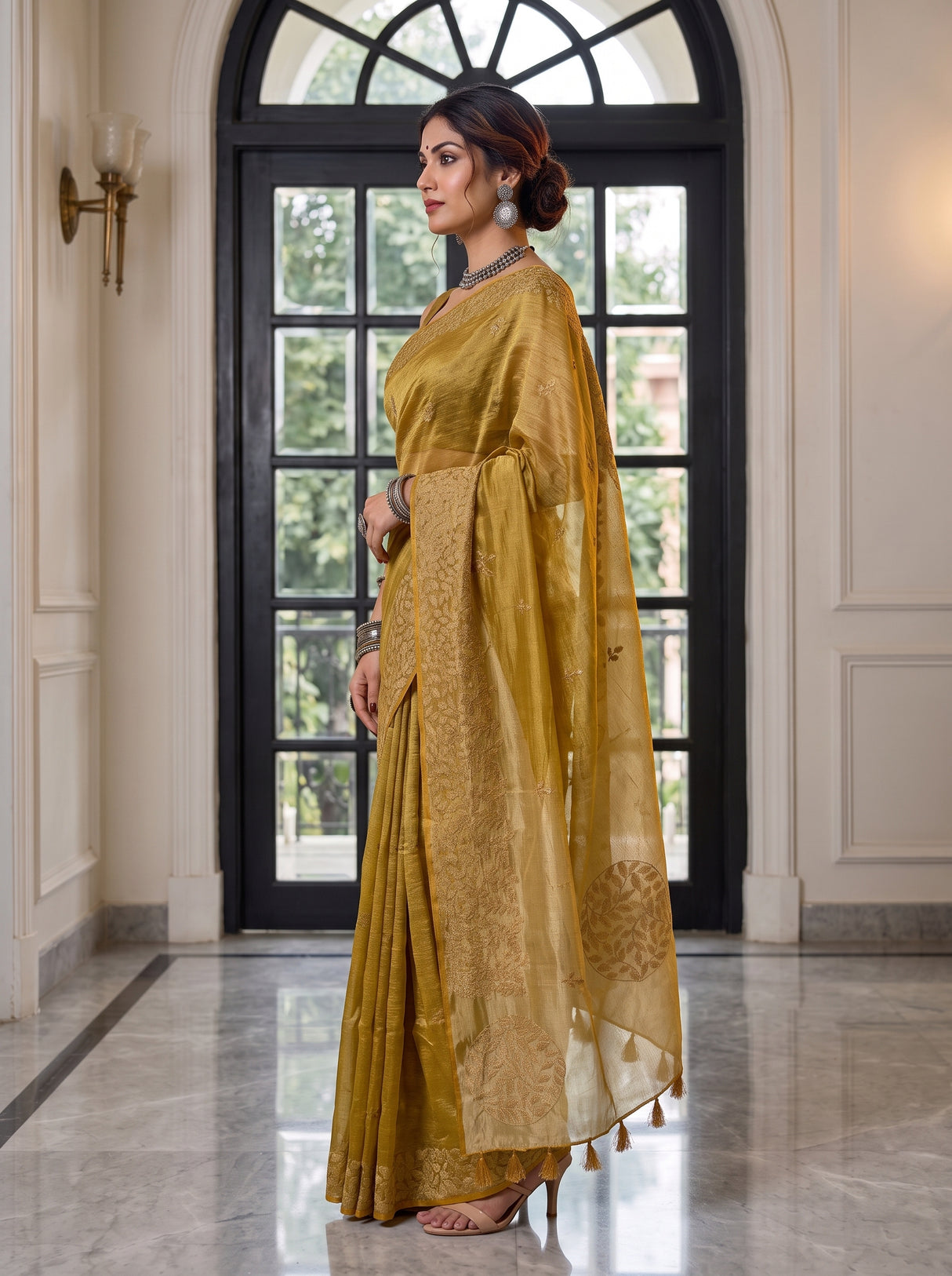 MIMOSA Saree Saree — pose 3 styling detail