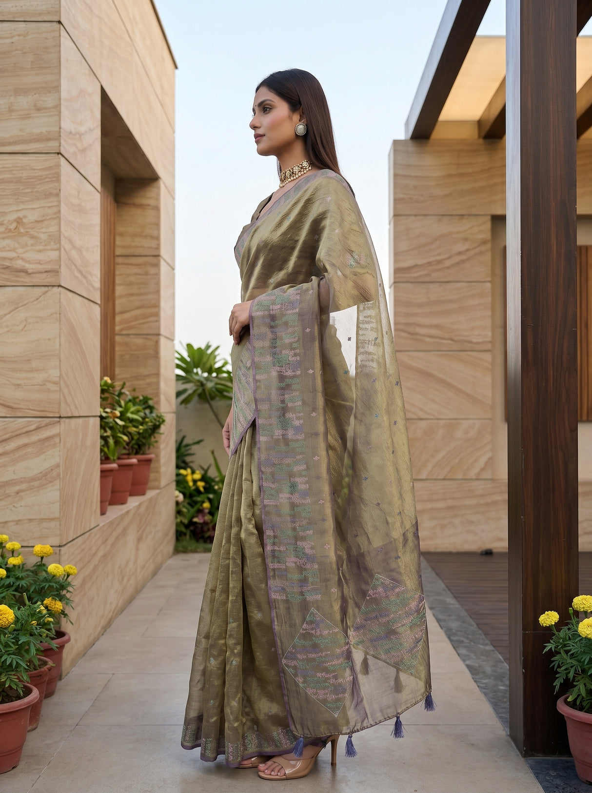 MIMOSA Magenta Saree Saree — pose 3 styling detail