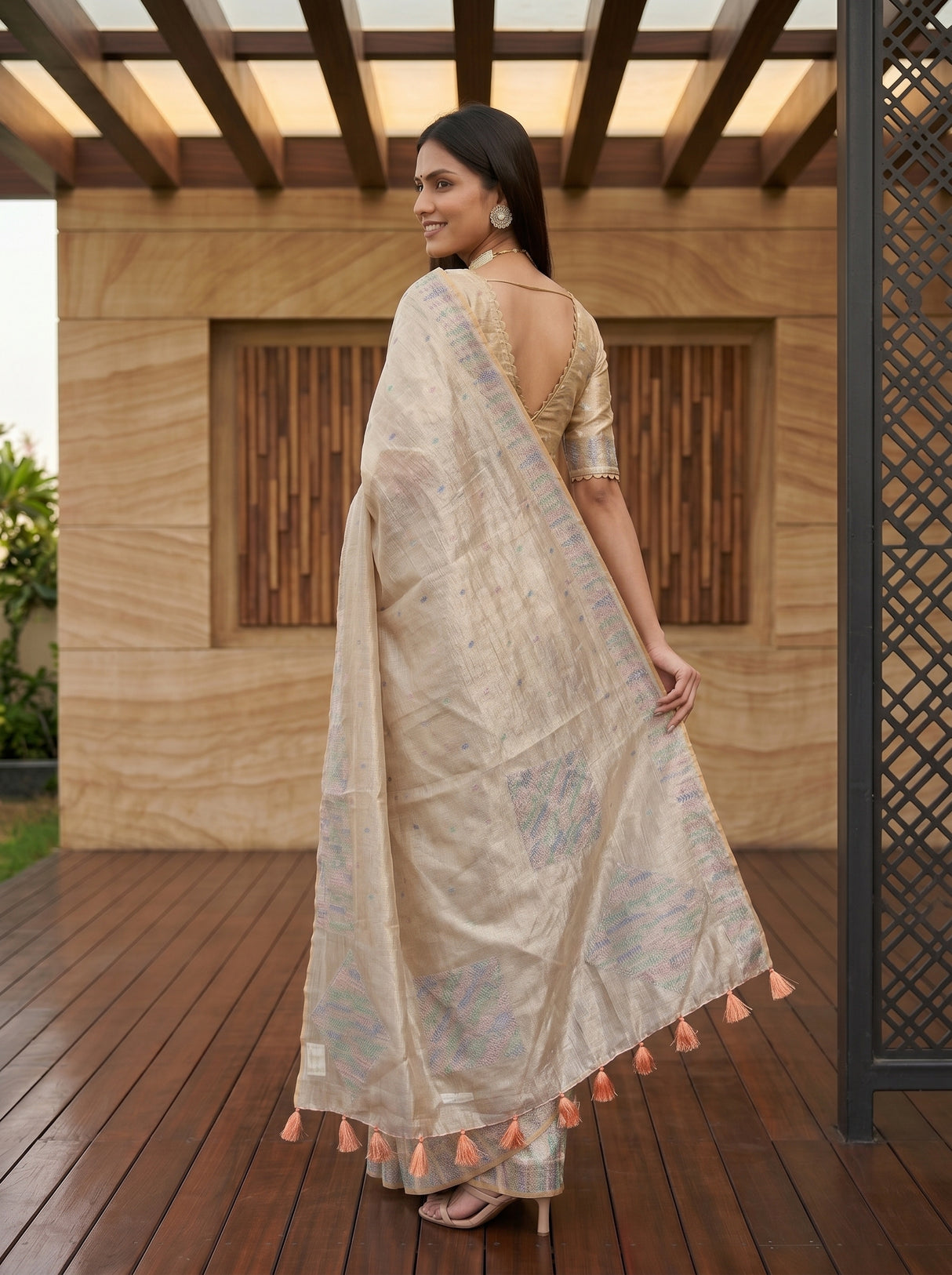 MIMOSA Peach Saree Saree — pose 7 styling detail