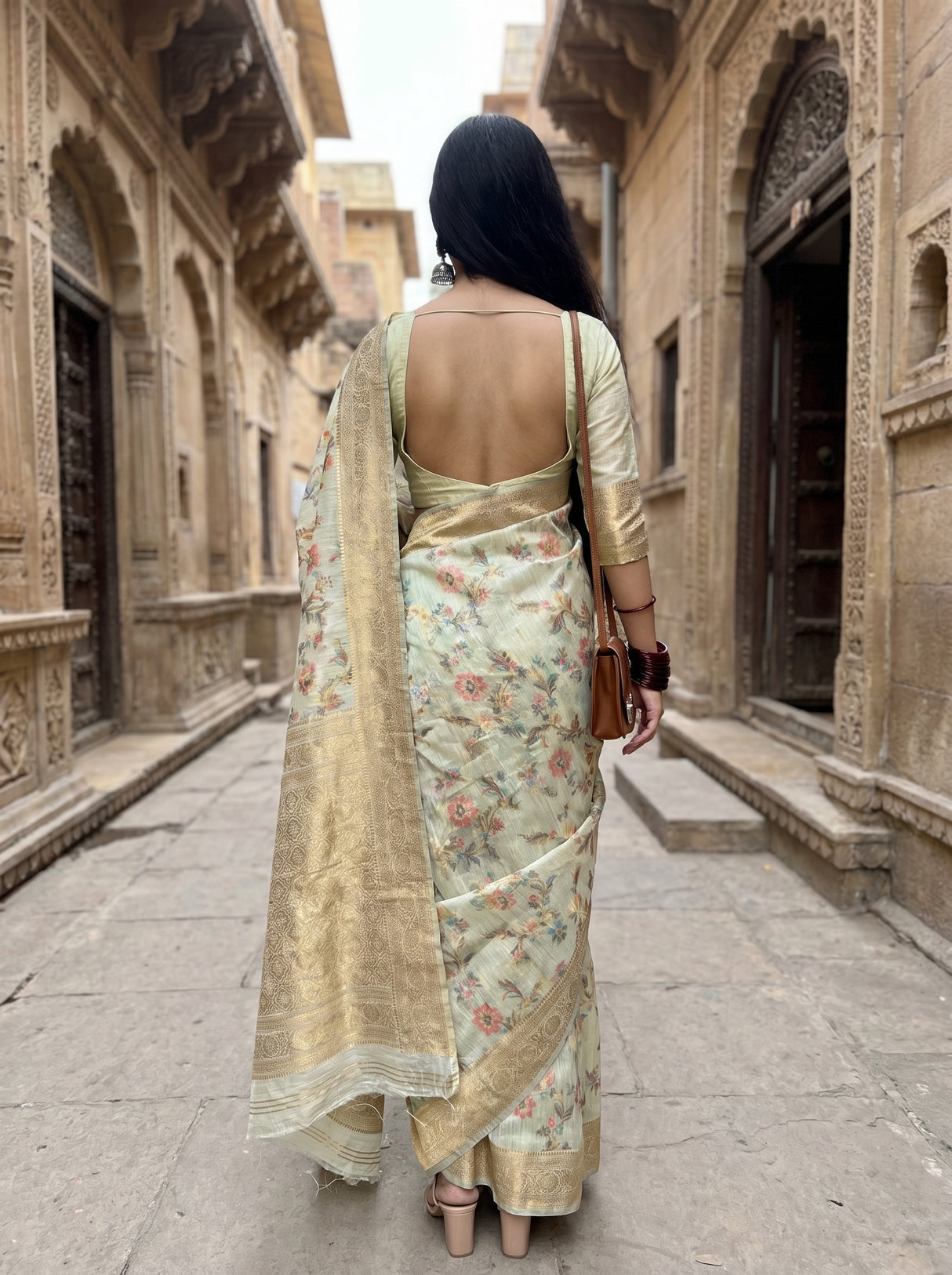 MIMOSA Peach Banarasi Linen Saree β Unstitched Blouse Fabric
