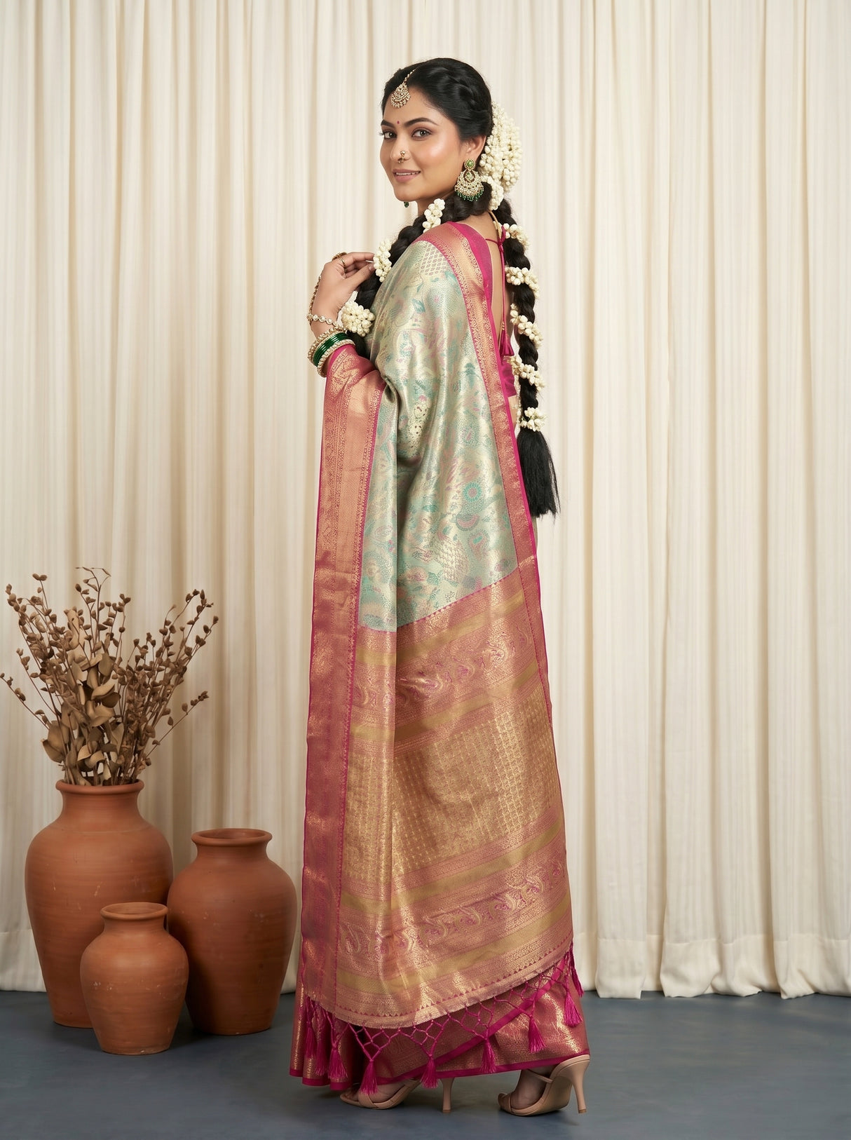 MIMOSA Saree Saree — pose 7 styling detail