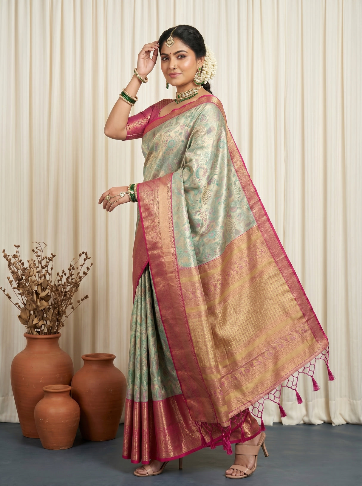 MIMOSA Saree Saree — pose 9 styling detail