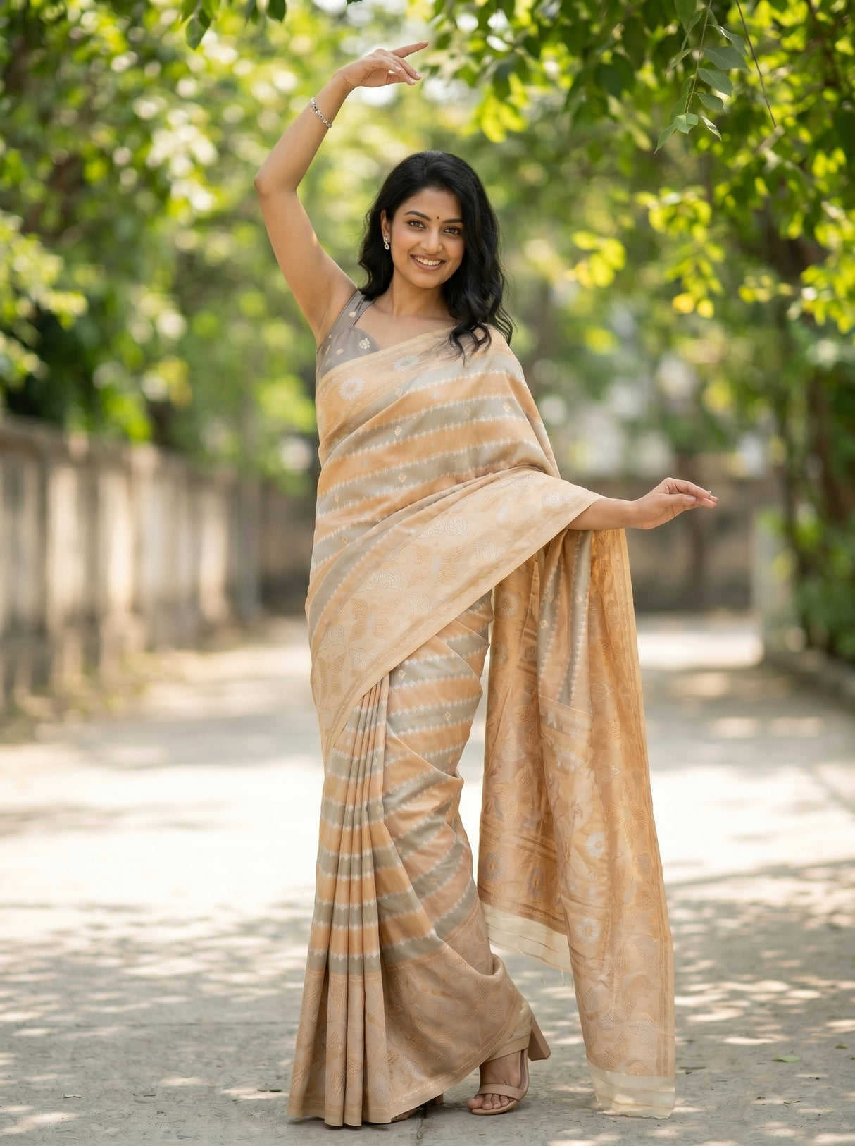 MIMOSA Grey Banarasi Art Silk Saree — close-up of saree pleats and feet