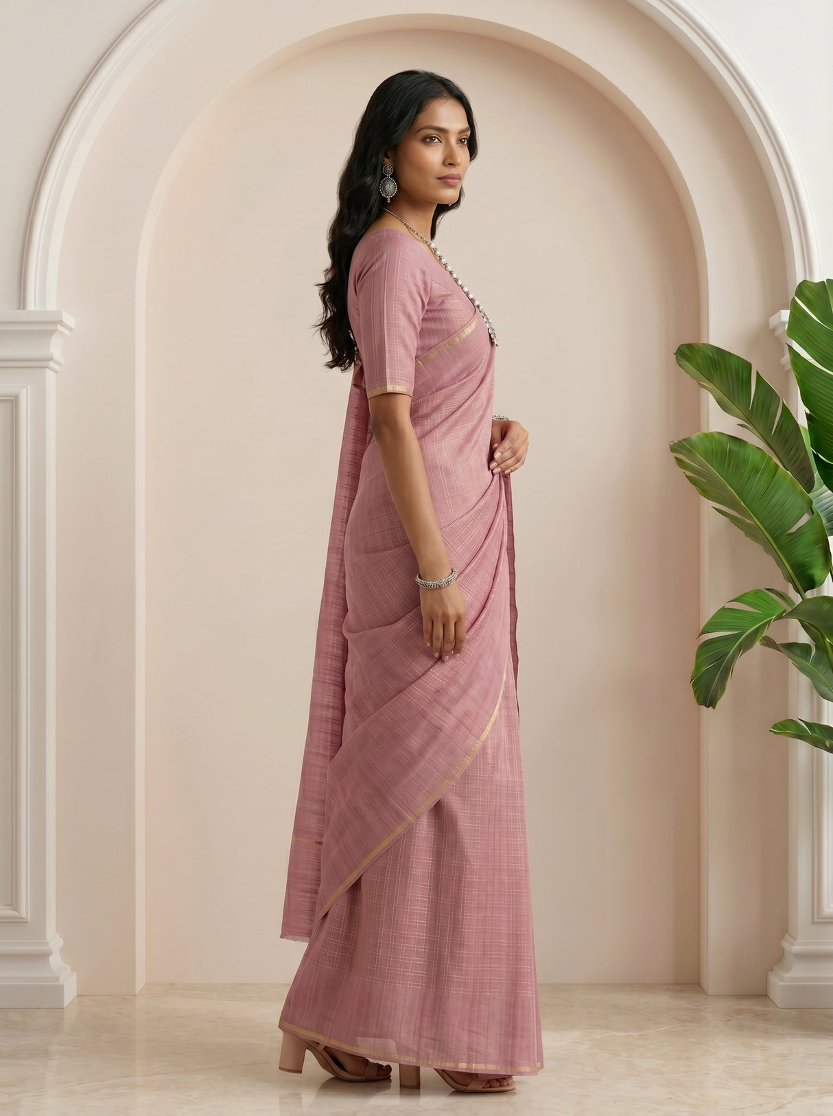 MIMOSA Saree Saree — pose 5 styling detail