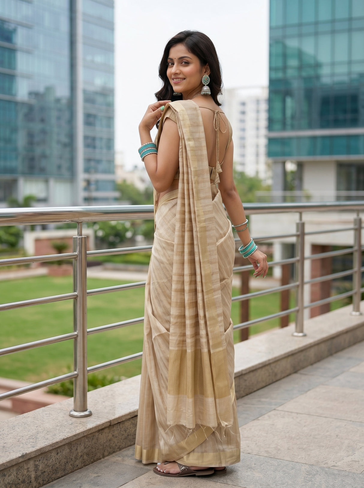 MIMOSA Chiku Saree Saree — pose 7 styling detail