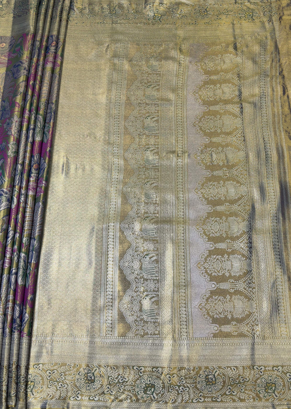 MIMOSA Saree Saree β pallu and zari work detail
